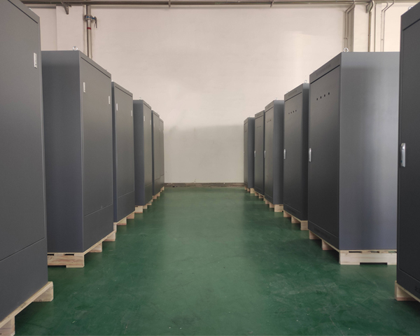 南都—重慶數據中心電池開關柜